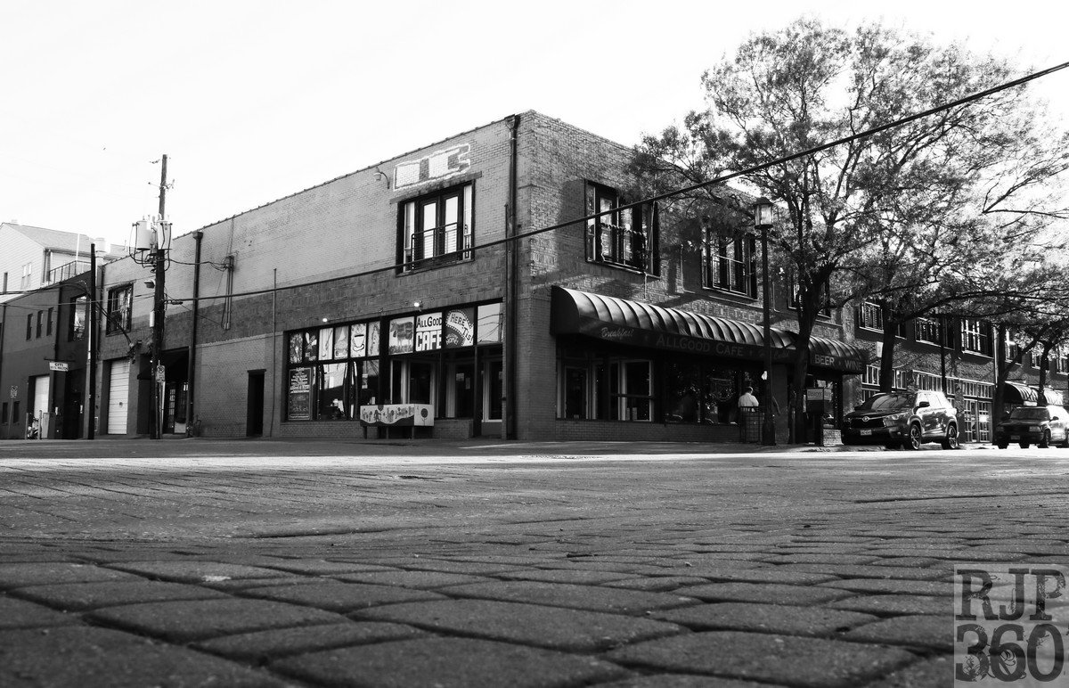 therjp360's tweet photo. #DeepEllum #DotsHopHouse #AllGoodCafe #BombFactory #AdamHatsLofts https://t.co/ZsCaa0pnNx