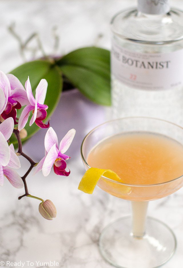 ReadyToYumble's tweet photo. It's spring, we're halfway through the week, and I think it's time for a Lavender Grapefruit Martini, agree?? 😉
https://t.co/WUZCYDXBJR https://t.co/Cc6tuKdWmS