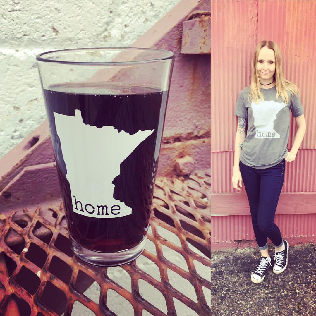 MinnesotaCo32's tweet photo. New pint glasses in today to match our home tees! Buy a home tee this week, get a matching pint glass FREE! #minnesotaco #newstuff https://t.co/trD11ETPuv