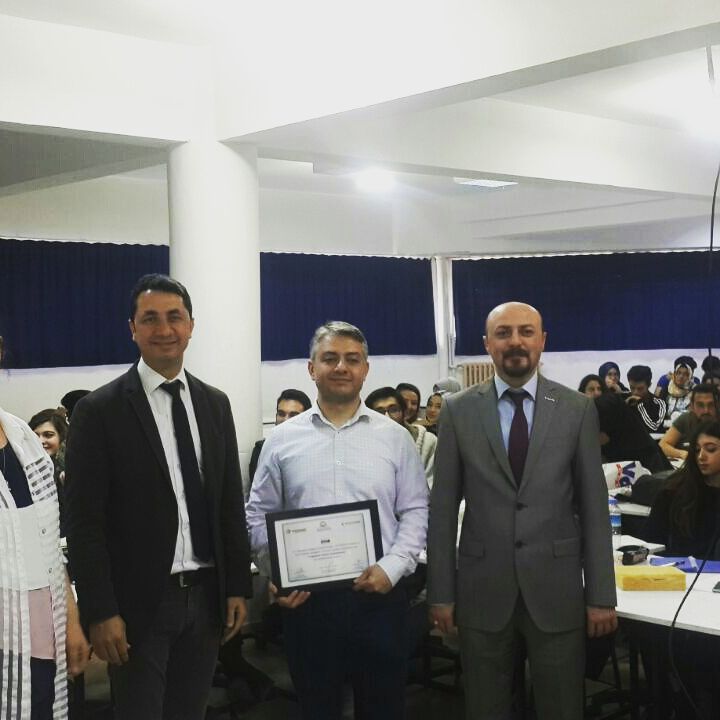 Antimder's tweet photo. #KonyaSelçukÜniversitesi #Mimarlık  #Antimder #Kontimder #İzocam işbirliği ile  #AntimderAkademi tüm hızıyla devam ediyor. #İşinDoğrusu https://t.co/7dqJqRRp9m