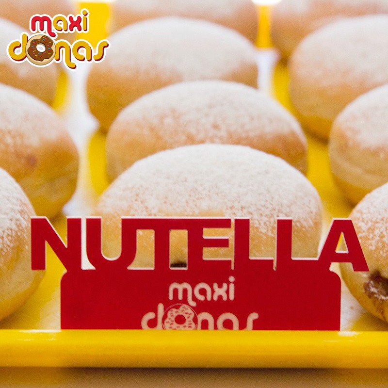MaxiDonas_ve's tweet photo. Para que buscar si sabes que la tarde es junto a #MaxiDonas 😜🍩☕
#NoSonDonasSonMaxiDonas
#MaxiTarde https://t.co/JytunHjUsl