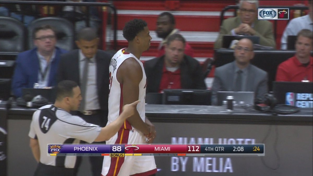 The Heat list Hassan Whiteside as probable for Thursday night's game against Toronto with a hand injury https://t.co/hTGoioa6Di