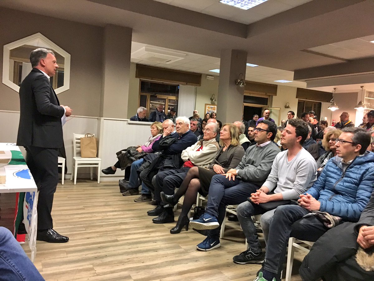 progettiAMOnza's tweet photo. Dario Allevi, da San Fruttuoso, lancia "Sos cittadino", un numero verde unico per segnalare i piccoli grandi problemi dei nostri quartieri. https://t.co/HYDMoDKRh0