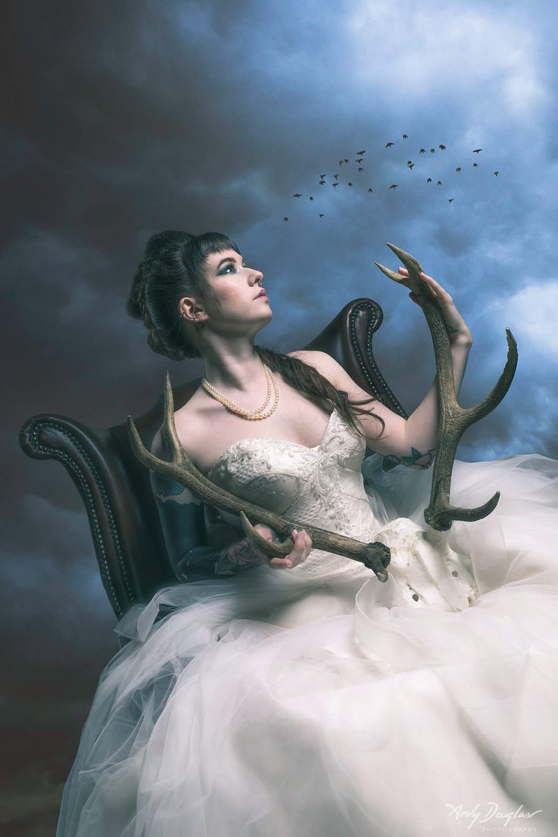 Last one for tonight :) 
 #hairhour <a href="/Hair_Hour/">#HAIRHOUR</a> <a href="/hairhour_kate/">HAIRHOUR KATE</a> <a href="/hji/">Hairdressers Journal International</a> <a href="/creativeheadmag/">Creative HEAD</a> <a href="/ProHairMag/">Professional Hairdresser Magazine</a> <a href="/hairmagazine/">Hair Magazine</a> <a href="/darkbeautymag/">Dark Beauty</a>