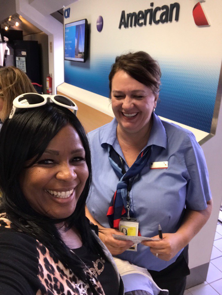 AngelaWinbush7's tweet photo. I lovvvvve my NICE DALLAS American Airlines https://t.co/BVIdrJReQO