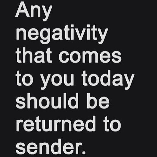 ladyinredstore's tweet photo. Preach! 🙌

#positivevibesonly #quotes #qotd https://t.co/VA8d8u4mop