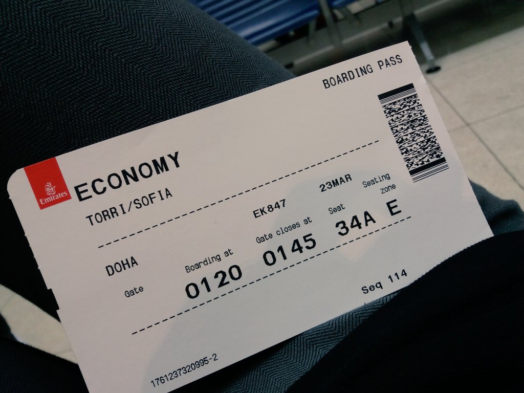 SofyTorri's tweet photo. Road to Qatar #dubainternationalairport #doha #firstraceoftheaseason #sic58squadracorse https://t.co/jKbsJD0FdR