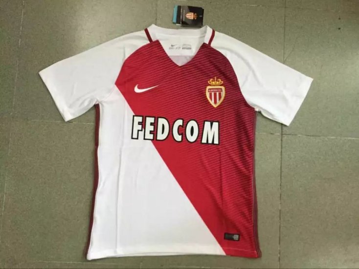 PlanetaASM's tweet photo. ¡RT! para esta bella Casaca 😍😍 #AllezMonaco 🔴⚪🔴 https://t.co/TxAsLVNhI3