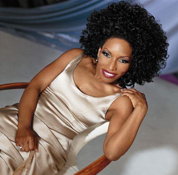 True School Radio wishes the songstress
STEPHANIE MILLS a happy birthday today! 
