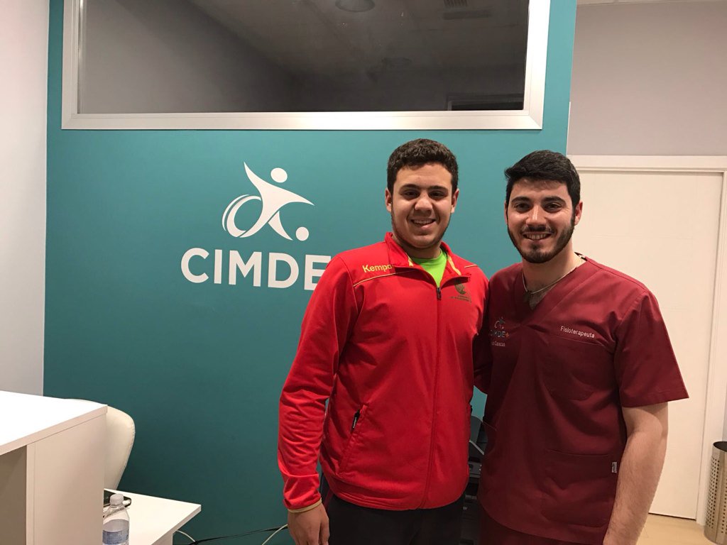 CordobadeBM's tweet photo. También cuidando de nuestros canteranos @CIMDEplus. Sesión de @Alvaro4Cor con @javi_bm_99 https://t.co/fWlu7zAsXz