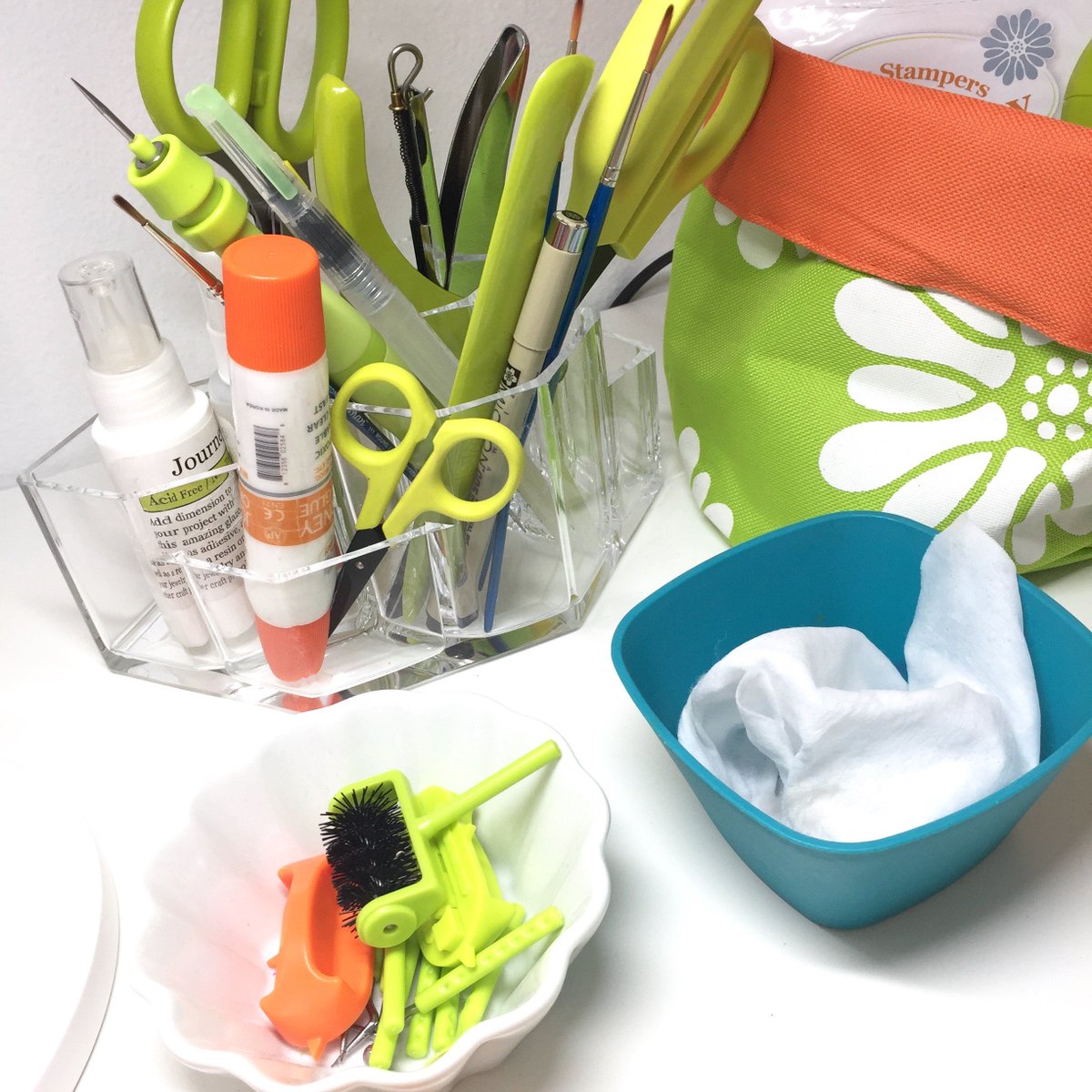 TeamRGaray's tweet photo. Have you started #SpringCleaning yet...?  Get your #craftroom in check with these tips on the #RGblog! https://t.co/BpwqjPcwvE  #DIY https://t.co/kXYQY0nq3q