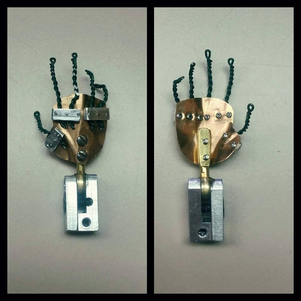Armature hand design for our puppets! 

#stopmotion #horror #animation