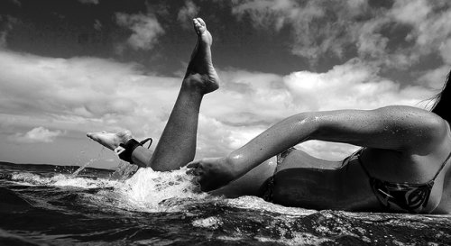 SurfersTweet's tweet photo. surfgirlslove: https://t.co/HyTJT48kH6 #surf #surfing #SurfingFitness #tgSurf https://t.co/AfElhaxKrJ