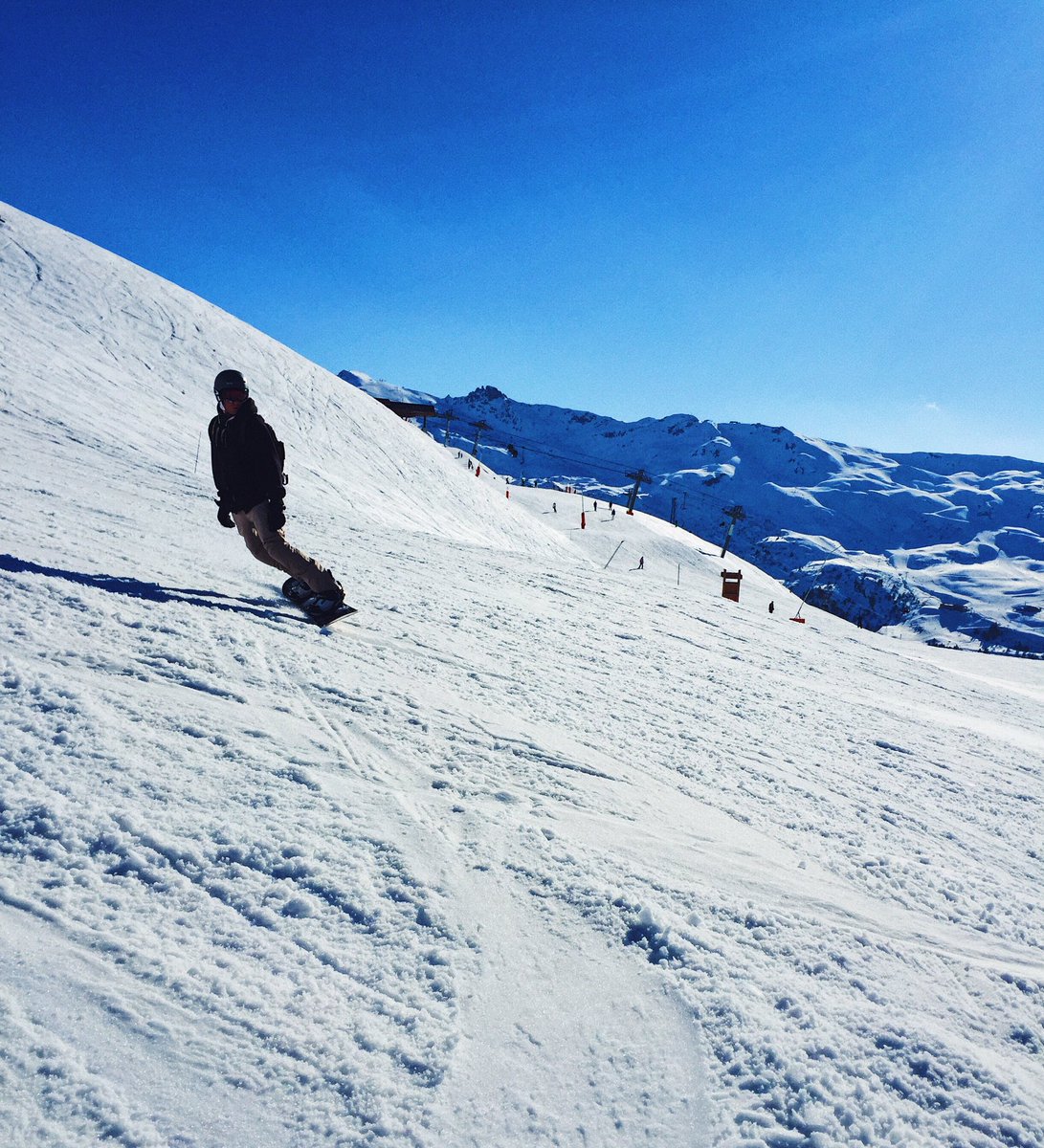 LewisNewbould's tweet photo. Skiing in the Alps ⛷❄️ https://t.co/0Bv4krYSIY