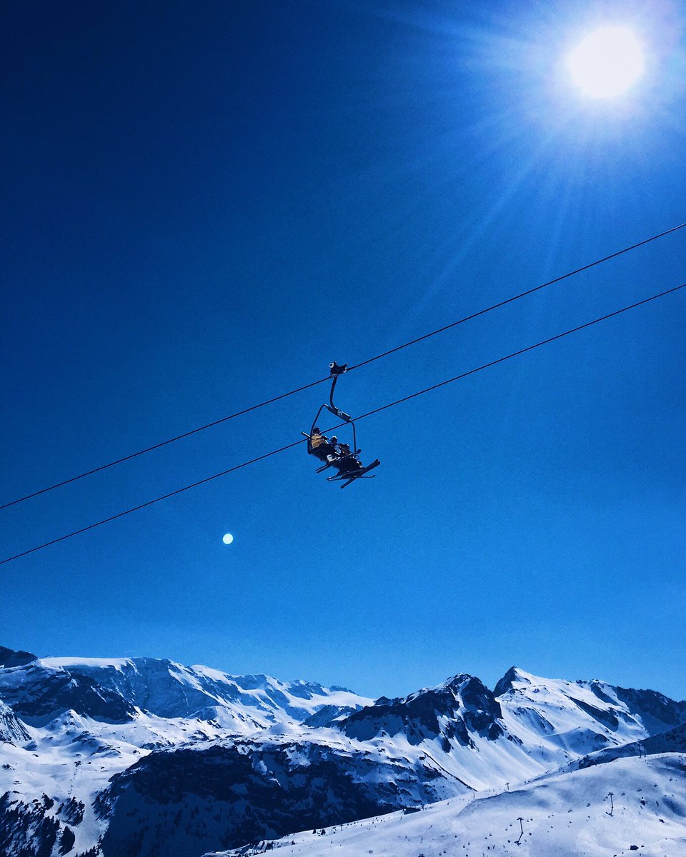 LewisNewbould's tweet photo. Skiing in the Alps ⛷❄️ https://t.co/0Bv4krYSIY