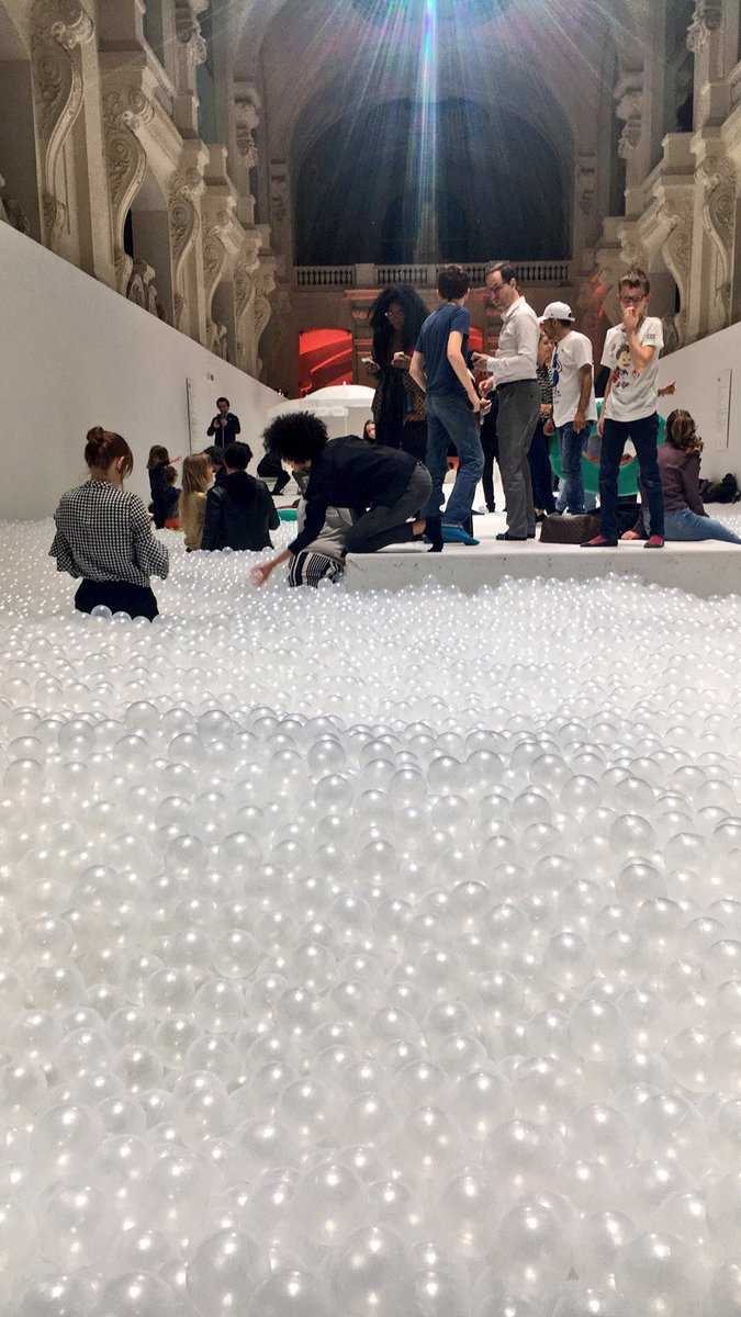 FoodGeekandLove's tweet photo. Ce soir on fête les 20 ans de @coletteparis #TheBeach ! Jusqu'au 25 mars aux @artsdecoratifs ! #cocacolette @cocacolafr https://t.co/NqcCsnsQLa