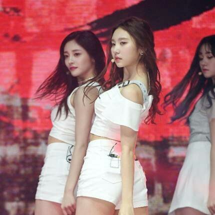 C7jqUGvU8AEnxnQ.jpg:large