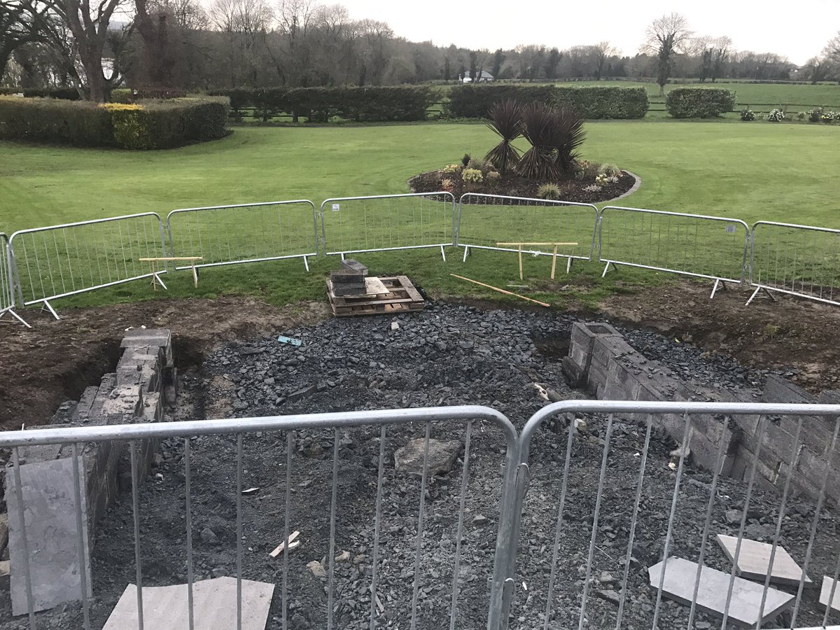 CroverHouse's tweet photo. New steps coming very soon! #refurb2017 #cavanhour https://t.co/auh4oaO8H8