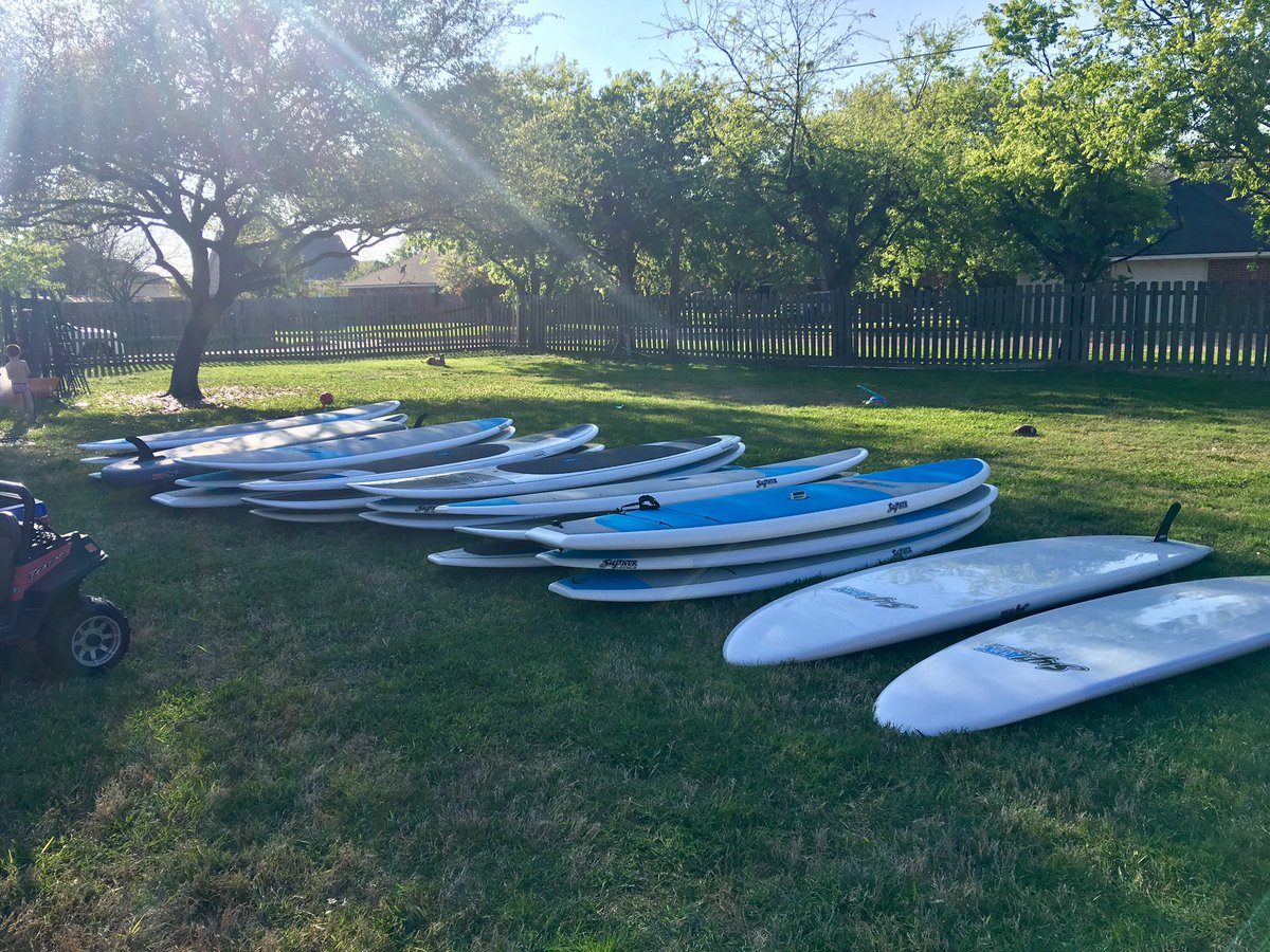 PuraVidaPaddle's tweet photo. Getting boards ready to go to @BuzzardBillys tomorrow. Countdown is on! 💦🏄👍@SUPATX https://t.co/p007flVdYo