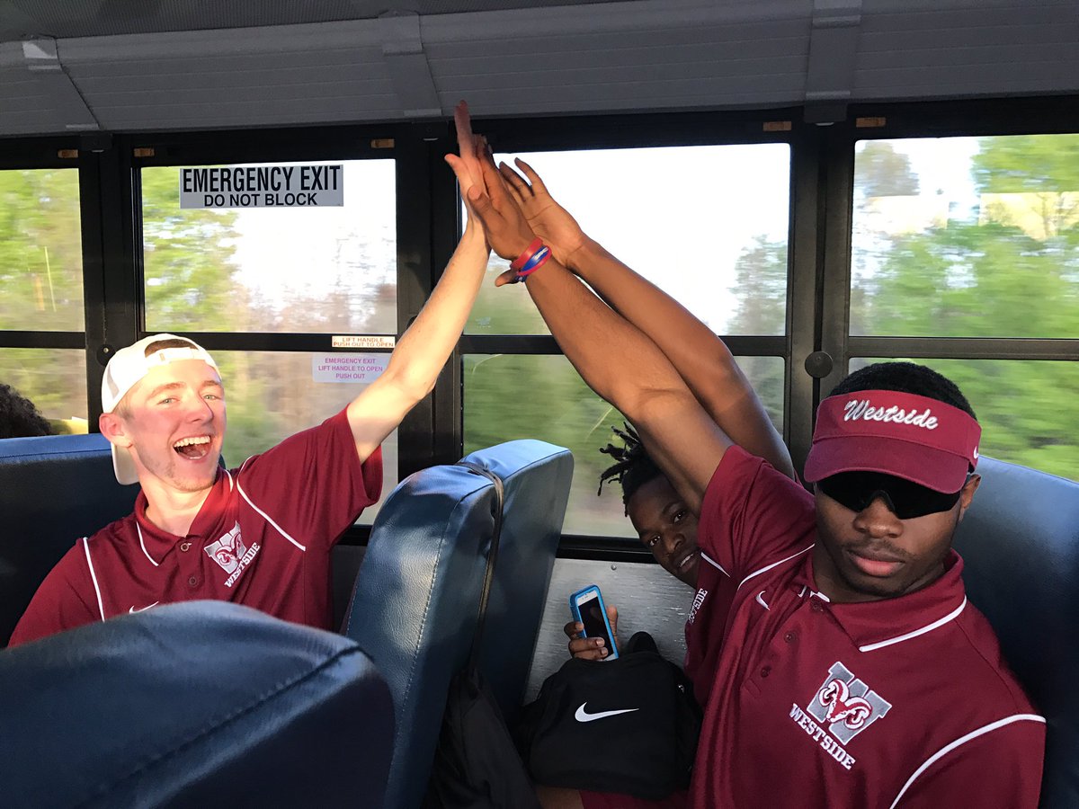 Its been a long 2 years.... but westside tennis finally won a match 🍽😤💯🔥🙏🏻😈#PlayoffBound #ROLLRAMS