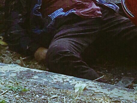 Padre de familia de alumno de Prepa 5 repele asalto, manda a uno al hospital y a otro al inf... panteón.