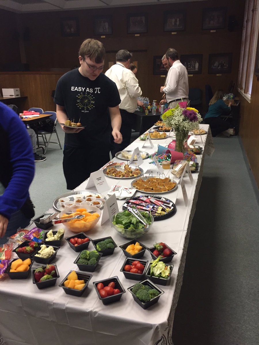 StACofCalvert's tweet image. Meeting with the Child Nutrition Dept! We're all super excited to taste test some school breakfast/ lunch samples! @calvertnet