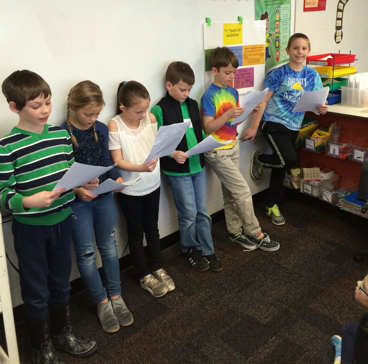 mrslangersclass's tweet photo. We performed Readers Theater on the famous Americans we learned about in class! #cfevs #funwithfluency https://t.co/t4NOaYqBNw