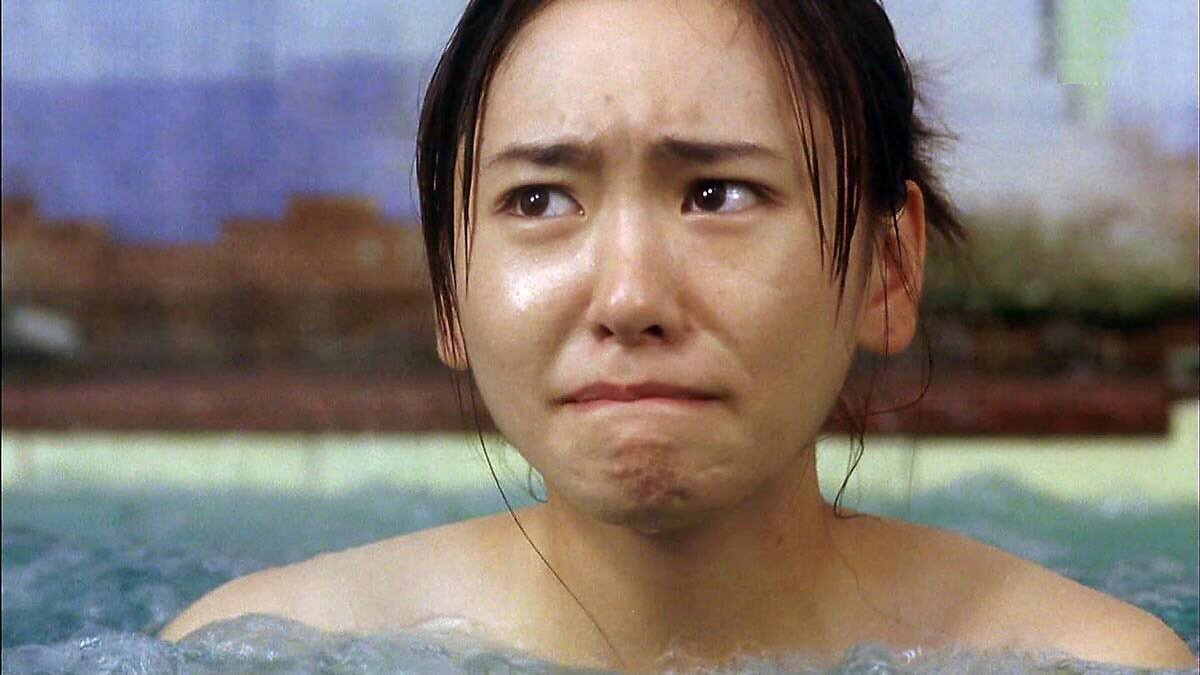 Uzivatel りゅう Na Twitteru コードブルー2の第3話でスキーの板が刺さってる回 この回で泣いた人たくさんいると思う 電車の中で泣いてるガッキーの前に山pが立つとき かっこいい ほんと泣かしてくる 新垣結衣 ガッキー コードブルー 山下智久 電車 スキー