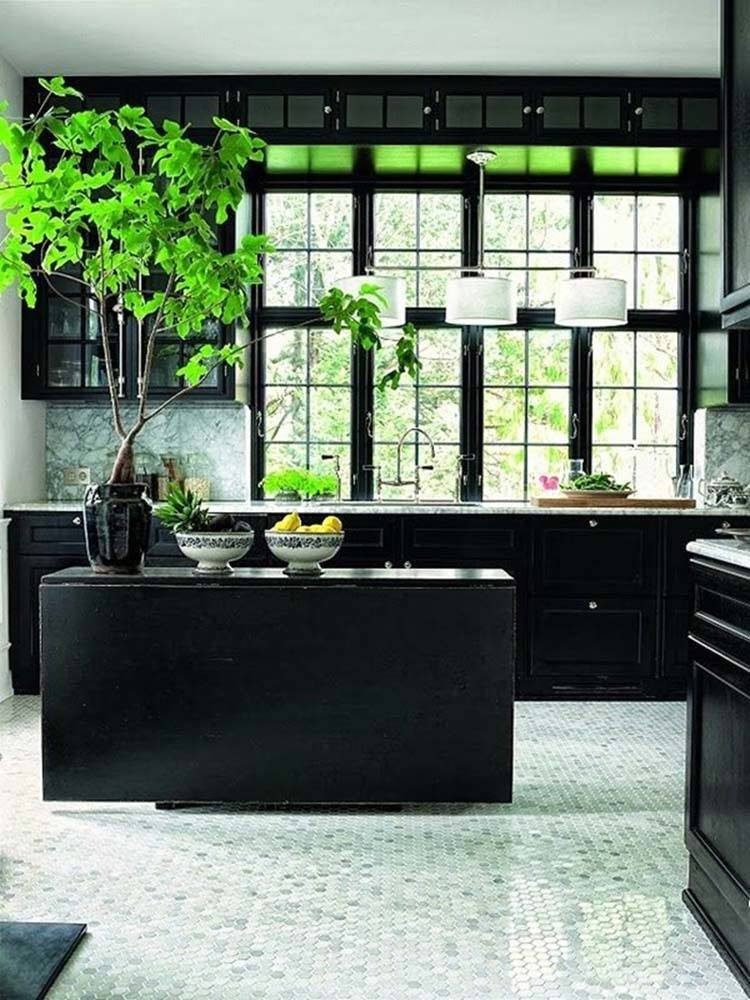 OneKindesign's tweet image. 43 Dramatic black kitchens that make a bold statement onekindesign.com/2016/03/11/dra…