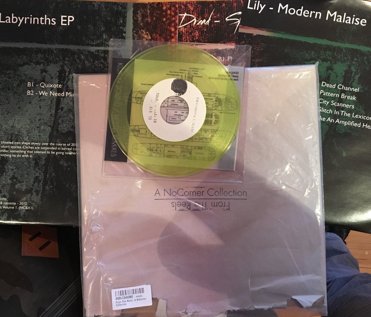 valetdecoupe's tweet photo. El #vinilo más raro en mi coleccion llegó hoy 3 de 12" y 1 45rpm  #ElKid / #FilterDread / #Lily (15) – From The Reels Vol.1 Via @amazonmex https://t.co/TcYpwBrnVX