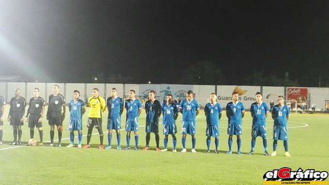 22-3-20176 - Amistoso El Salvador 1 Curazao 1. C7kHpkVWkAA8Aet