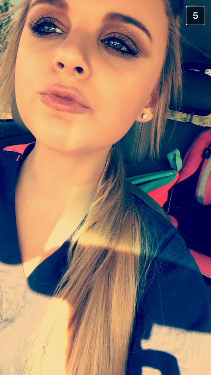 Jrkay2012's tweet photo. Ain't she just the prettiest thing you have ever seen?! She's a sweetheart too!! I love you babe!!!! @Nichole3Chelsie https://t.co/JoMActPa0r