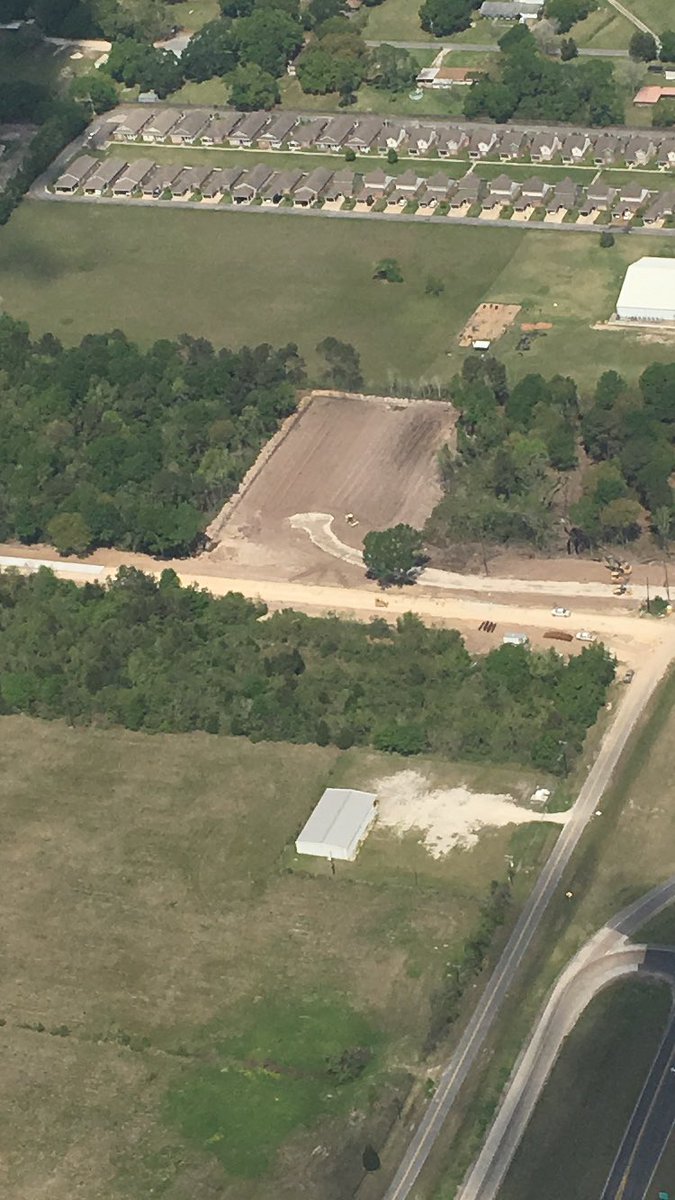 Hand_Constructs's tweet image. Great picture shot during our flight in for a site visit.  The guys worked extremely hard between rains to get the pad ready for 1st lift.