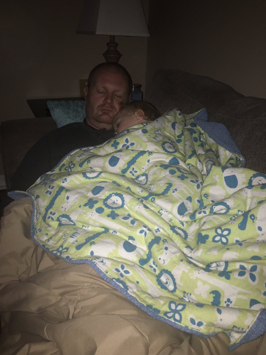 chrissysin's tweet photo. When you have a bad dream and only Daddy can make it better β€οΈ #daddycuddles #daddysboy #connorlouis #theeichelmans @radioguy78 https://t.co/C7j0R0DOge