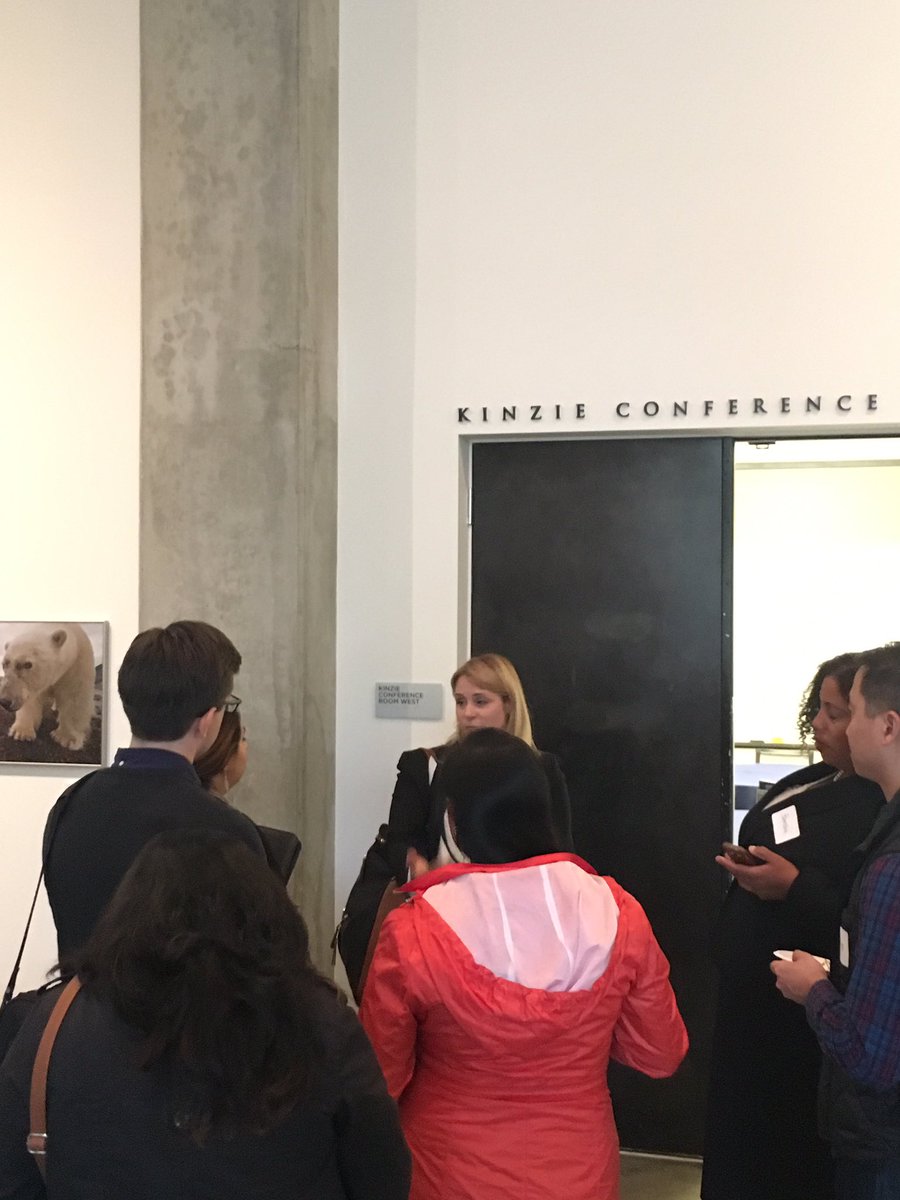 NewAmericaCA's tweet image. .@marcidale motivating folks to #WorkOnThingsThatMatter at the Social Impact Job Fair #techforgood @POPVOX