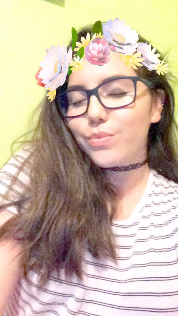shadowhunter_77's tweet photo. I'm having too much fun with theses basic filters...😏😂🤘🏼 #conceited #uglypictures #noWCW https://t.co/MH7gkBdDUU