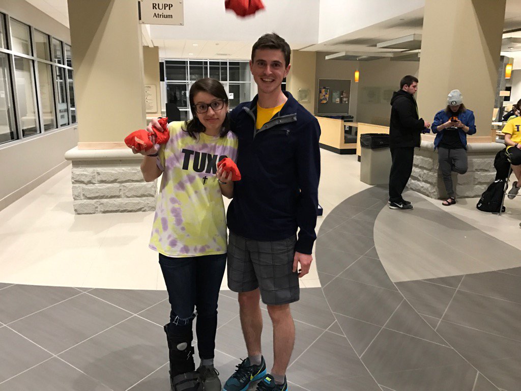 TaylorXCTF's tweet photo. 2017 TUTF CORNHOLE CHAMPS!!! https://t.co/d1MLyImATn