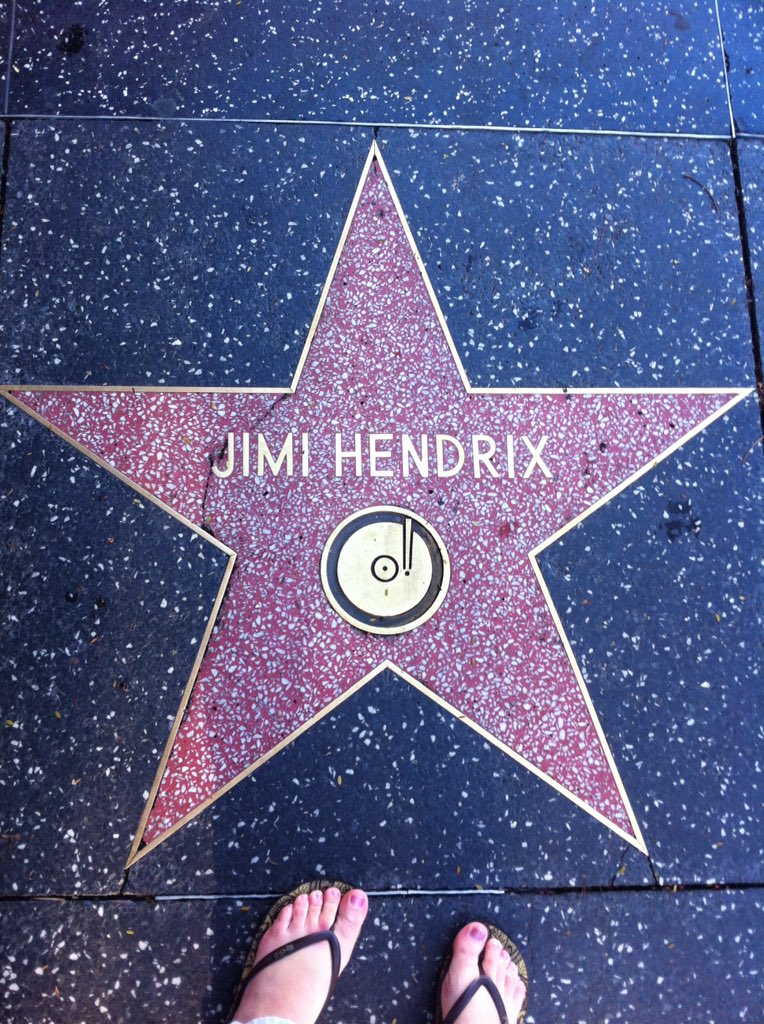 JuniperRiley's tweet photo. Jimi!! #hollywood  #jimi #hendrex #rockstar https://t.co/O5VeQAEeit