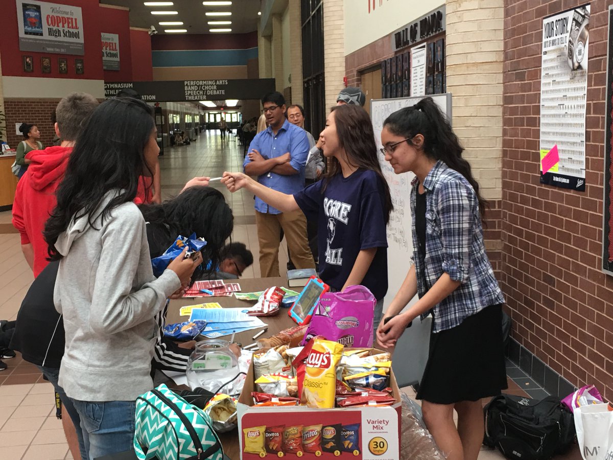CoppellBTC's tweet photo. A throwback to Coppell Be The Change's very first in-school event where we conducted a Pushup Challange and recruited new members. https://t.co/jnzykFyJWz