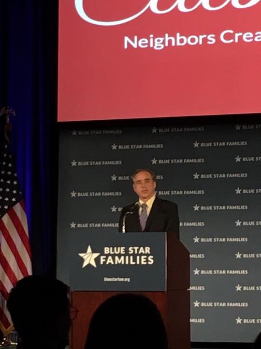 jelles77's tweet photo. Blue Star Families celebrating the neighbors supporting military families with Rosalynn Carter, Sec Shulkin, and CNN's Brooke Baldwin
#BSN17 https://t.co/eBz1kxpaXD