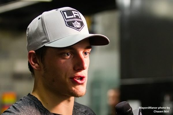 LA Kings No. 3 prospect, fwd Jonny Brodzinski, has arrived in LA for his first NHL call-up... Get to know him here mayorsmanor.com/2017/02/la-kin…