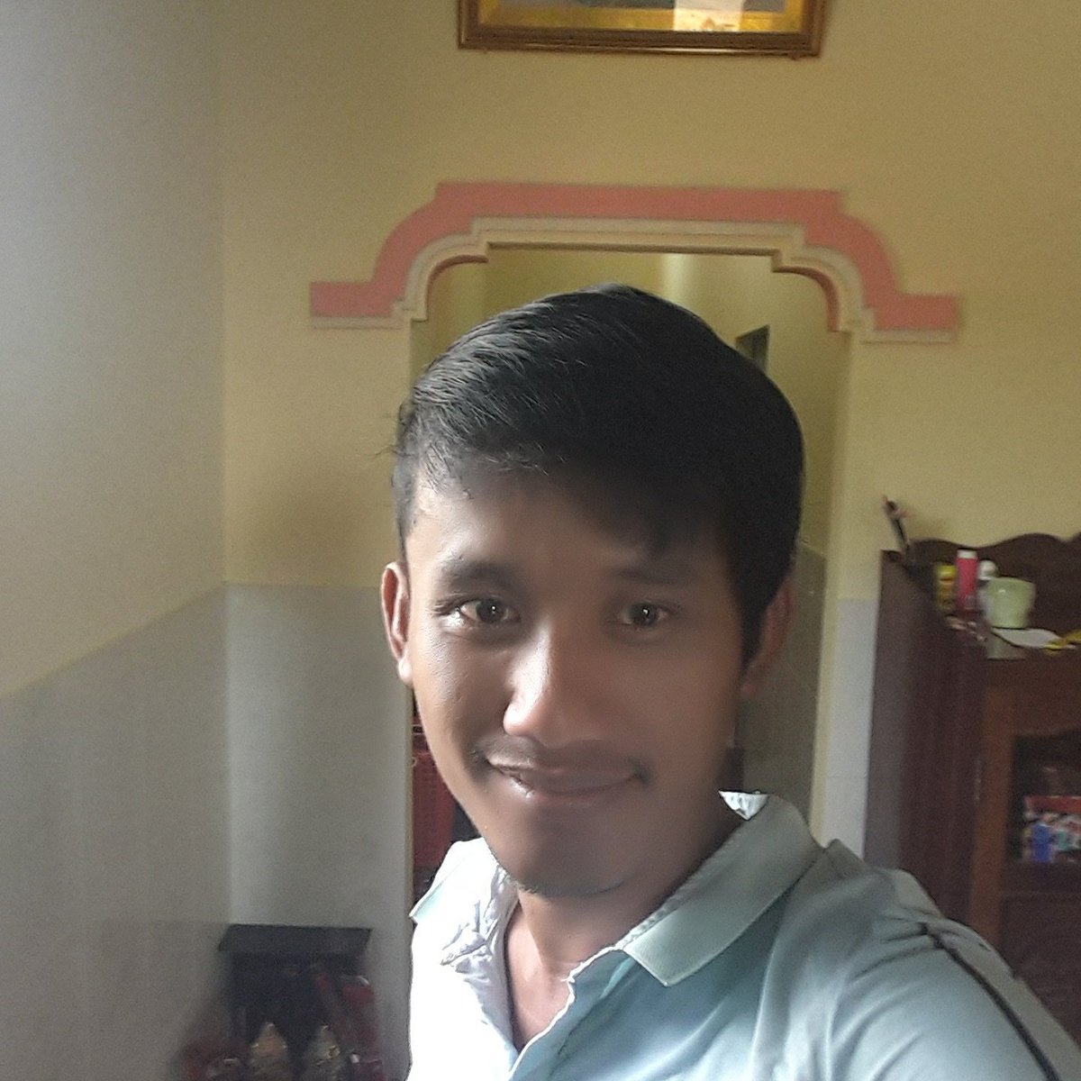 RadySingle's tweet image. Good afternoon all fri?