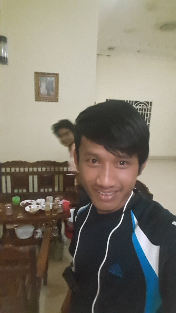 RadySingle's tweet image. Good afternoon all fri?