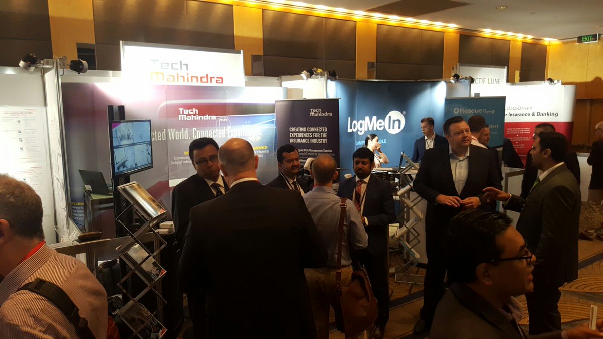 ruma_selvam's tweet photo. Engaged Audience at Tech Mahindra Booth at #FSTInsurance @tech_mahindra https://t.co/7IAkHiTy1l