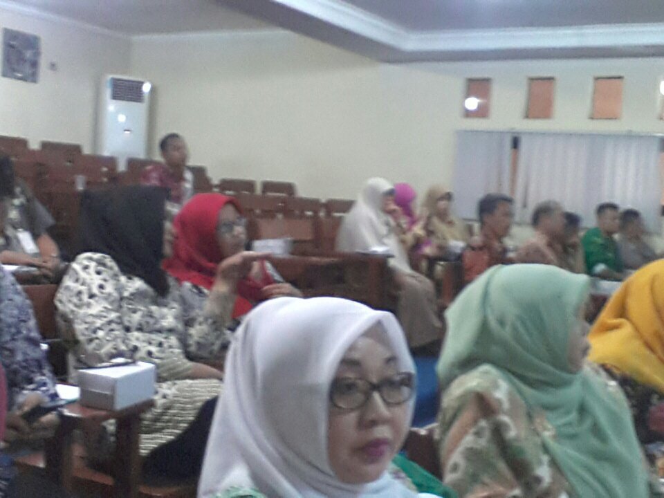 PmdPpkb's tweet photo. Seminar Koalisi Kependudukan dlm peningkatan kemitraan stakeholder kkbpk di STIKES Pekajangan @BKKBN_Jateng https://t.co/Swf111Yr20
