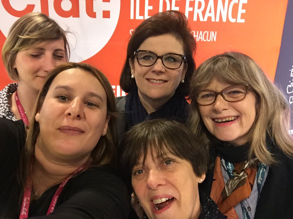 sylvie_axel's tweet photo. #salonCe 3ème jour. Merci à tous et toutes et au groupe jeunes https://t.co/83xYpTmGpm