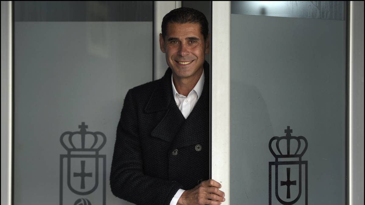 Real Oviedo manager Fernando Hierro is 49 years old today. Happy Birthday boss! 