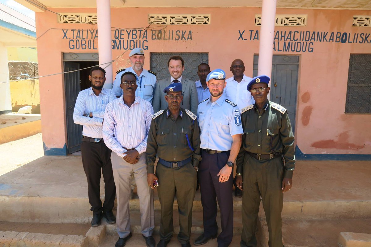 UNSomalia's tweet photo. #UNSOM Police Commissioner visits #Gaalkacyo to assess the implementation of ceasefire agreement. Read here: https://t.co/NmnnPUUhTf @UNPOL https://t.co/o25QKpgwzY