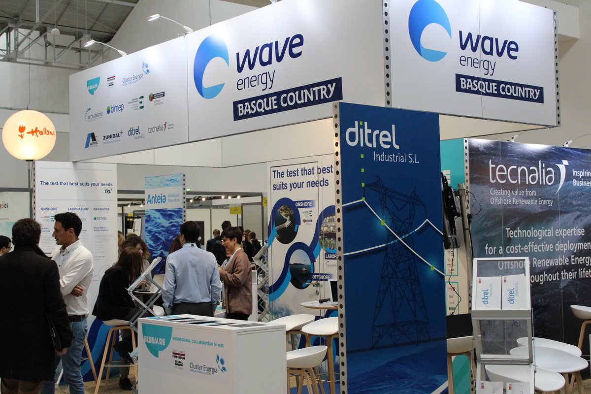 Cluster_Energia's tweet photo. Ce matin sur stand #WaveEnergyBasqueCountry à #seanergy2017 vous pouvez rencontrer des entreprises basques #EnergiesMarinesRenouvelables https://t.co/S0vTzdbxw1
