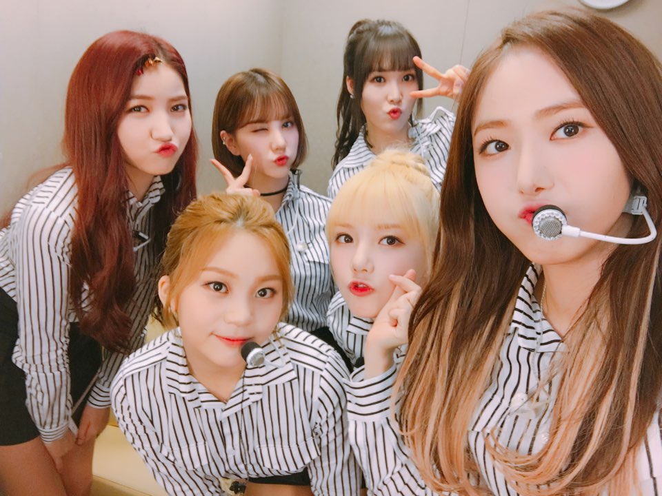 #여자친구 #GFRIEND #탕탕탕 #핑거팁 #FINGERTIP 오늘도 여친이들의 멋있고~🔫🏹🎯신나는~😆😝😍 무대 #엠카운트다운 에서 만나보실 수 있습니다❤ 잠시 뒤에 만나요🤗